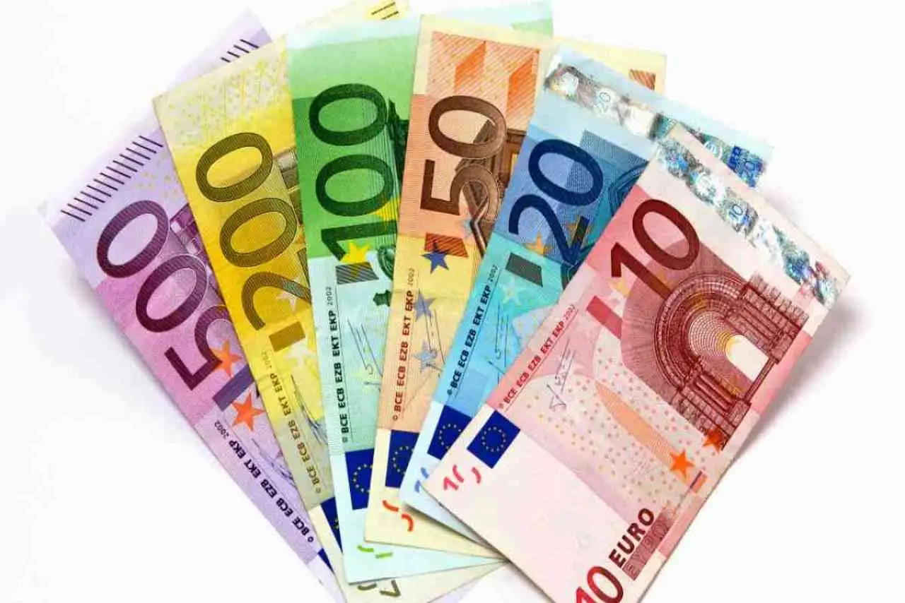 ¿Por qué deberías revisar el número de serie de tus billetes ahora mismo?