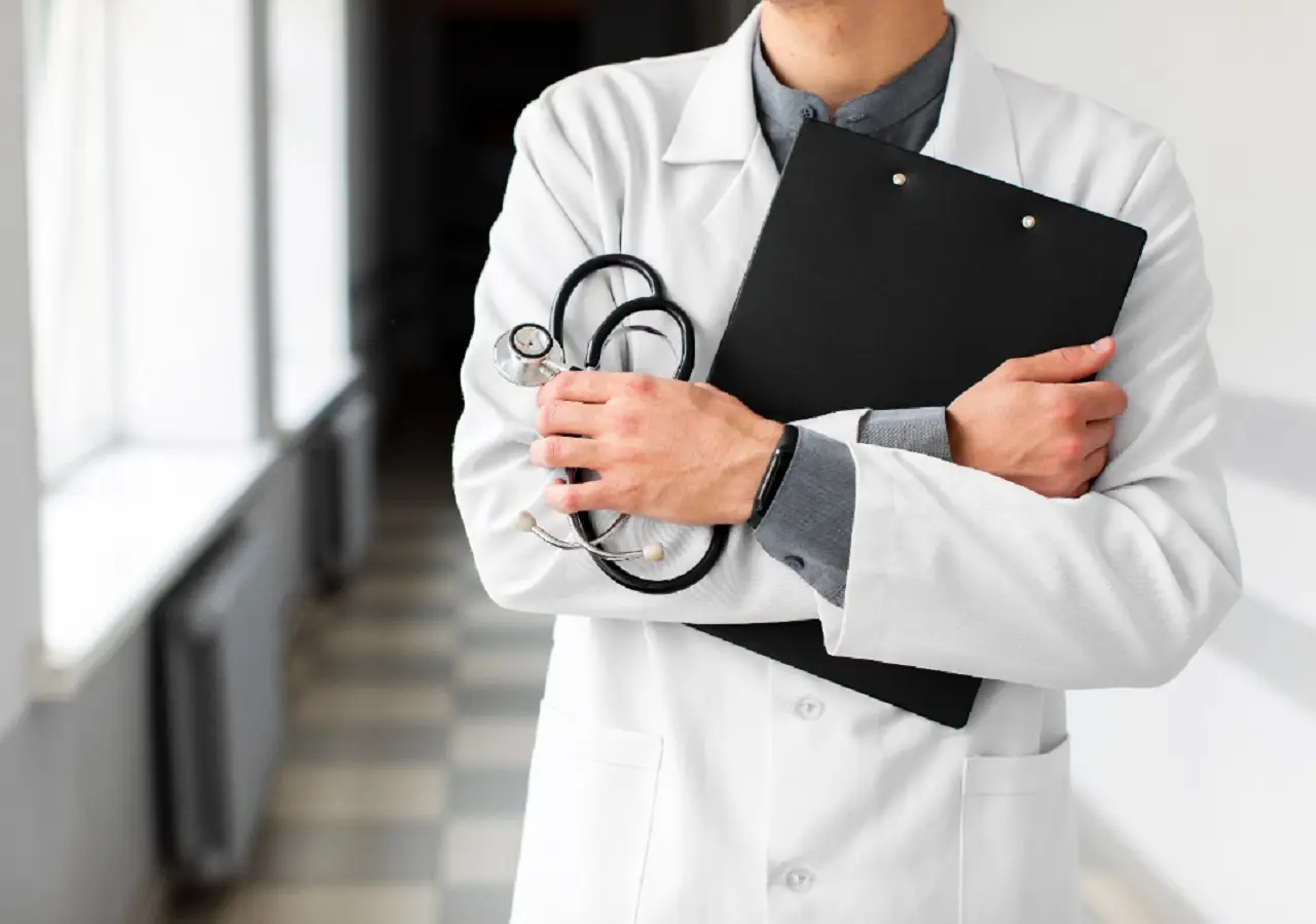 ¿Guardas tus exámenes médicos por años? Descubre cuándo dejan de ser válidos