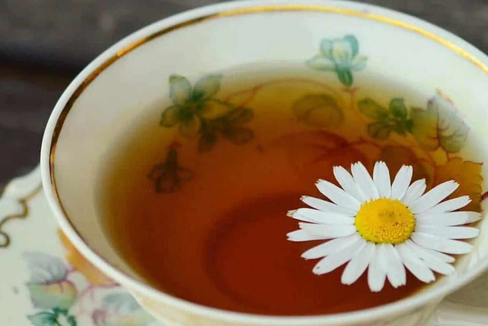 ¿Tienes estreñimiento? Descubre si la manzanilla realmente funciona o es solo un mito